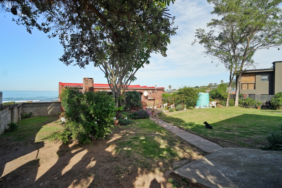 3 Bedroom Property for Sale in Winterstrand Eastern Cape